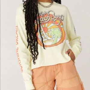 DAYDREAMER The Beach Boys Sunshine Dream Long Sleeve Crop In Tender Yellow